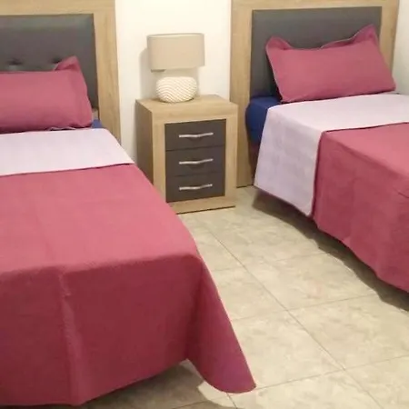 2 Bedrooms With Wifi At 코라레호